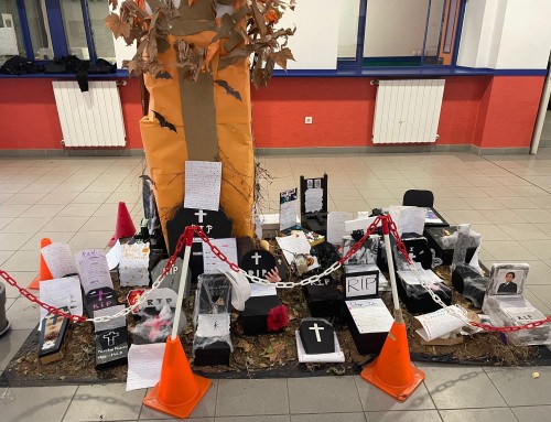 DIA DE HALLOWEEN EN EL HALL DEL JRJ